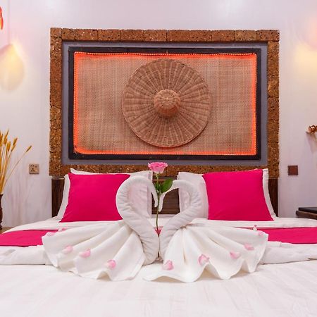 Angkor Rithy Boutiquese Bed & Breakfast Siem Reap Bagian luar foto