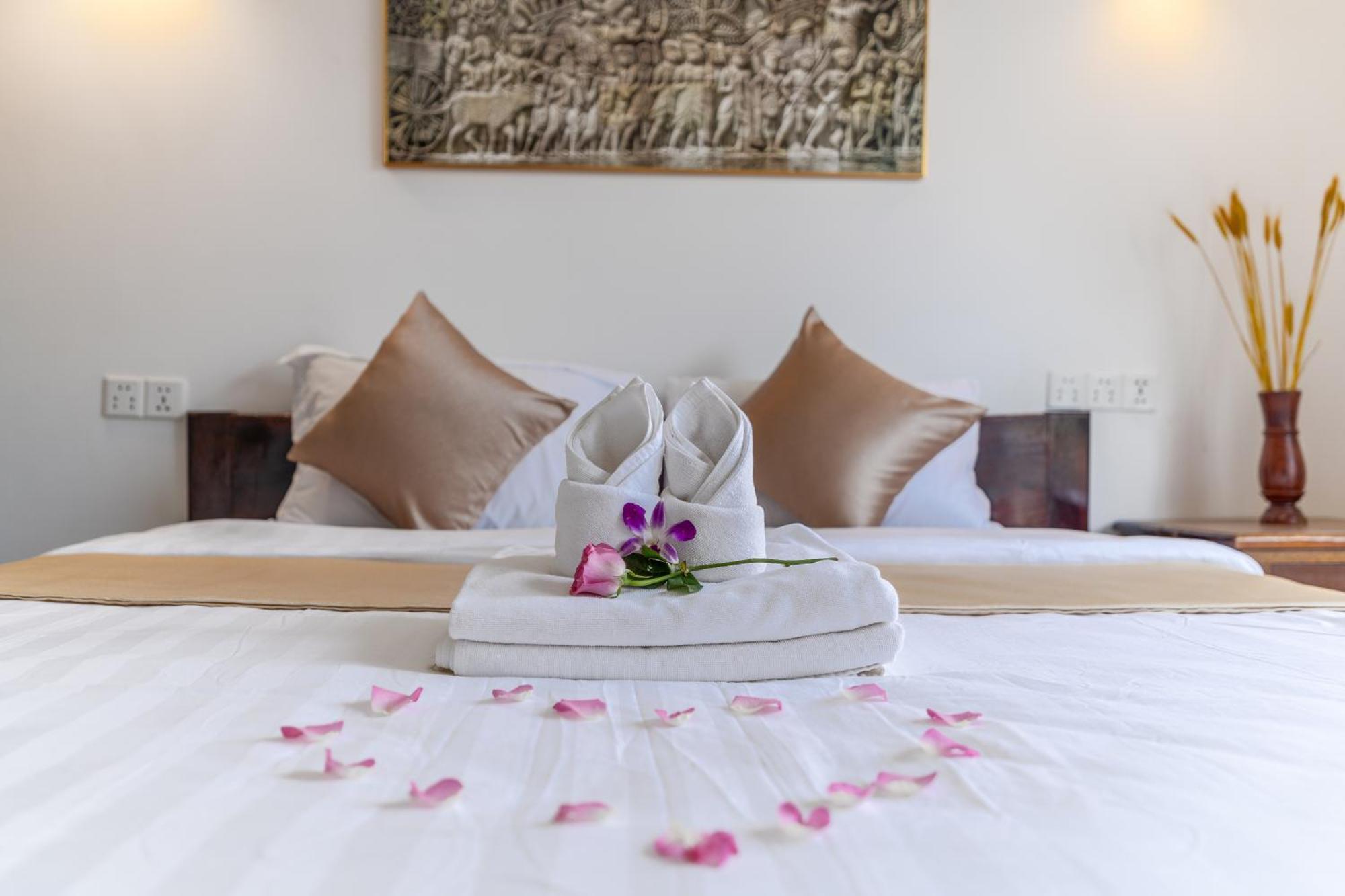 Angkor Rithy Boutiquese Bed & Breakfast Siem Reap Bagian luar foto